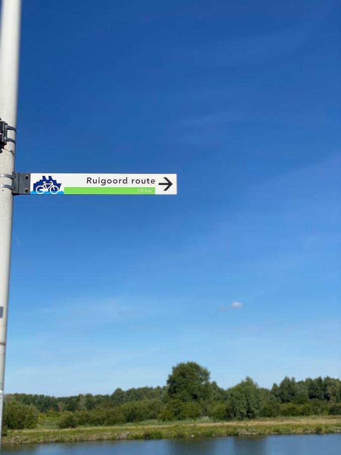 Hotel De Keizerskroon Amsterdam-Schiphol-Halfweg Bagian luar foto