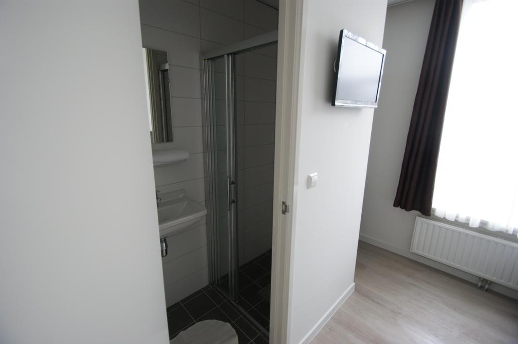 Hotel De Keizerskroon Amsterdam-Schiphol-Halfweg Bagian luar foto