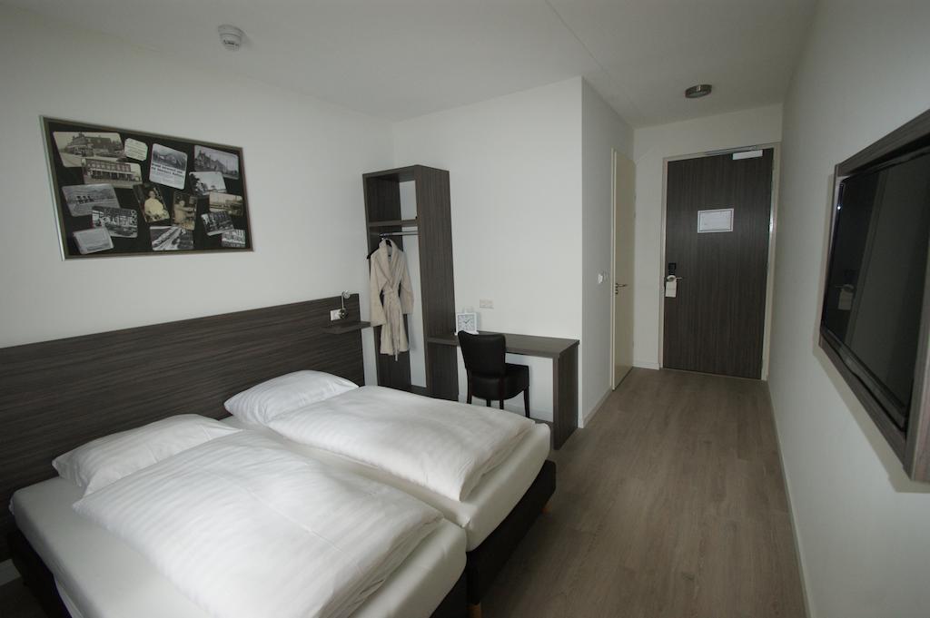 Hotel De Keizerskroon Amsterdam-Schiphol-Halfweg Ruang foto