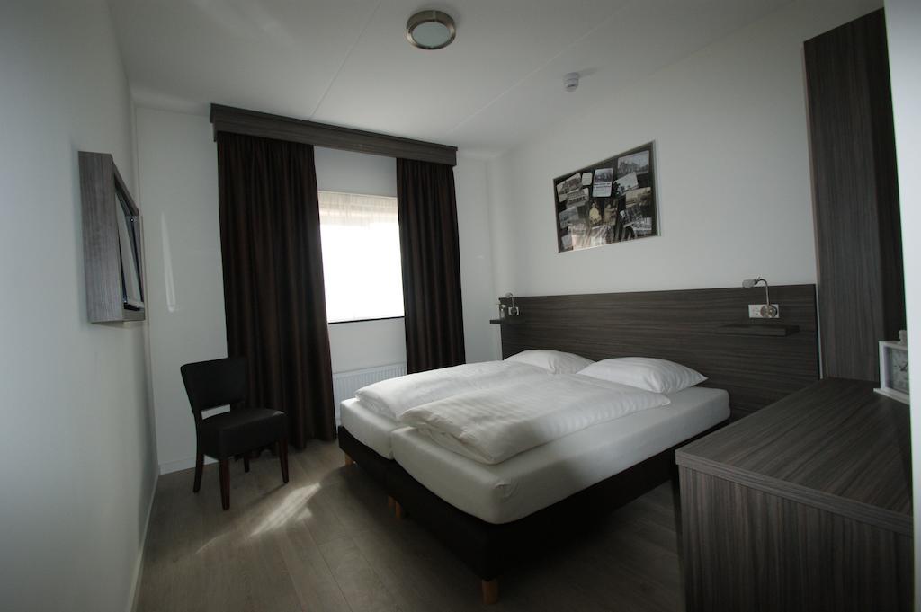 Hotel De Keizerskroon Amsterdam-Schiphol-Halfweg Ruang foto